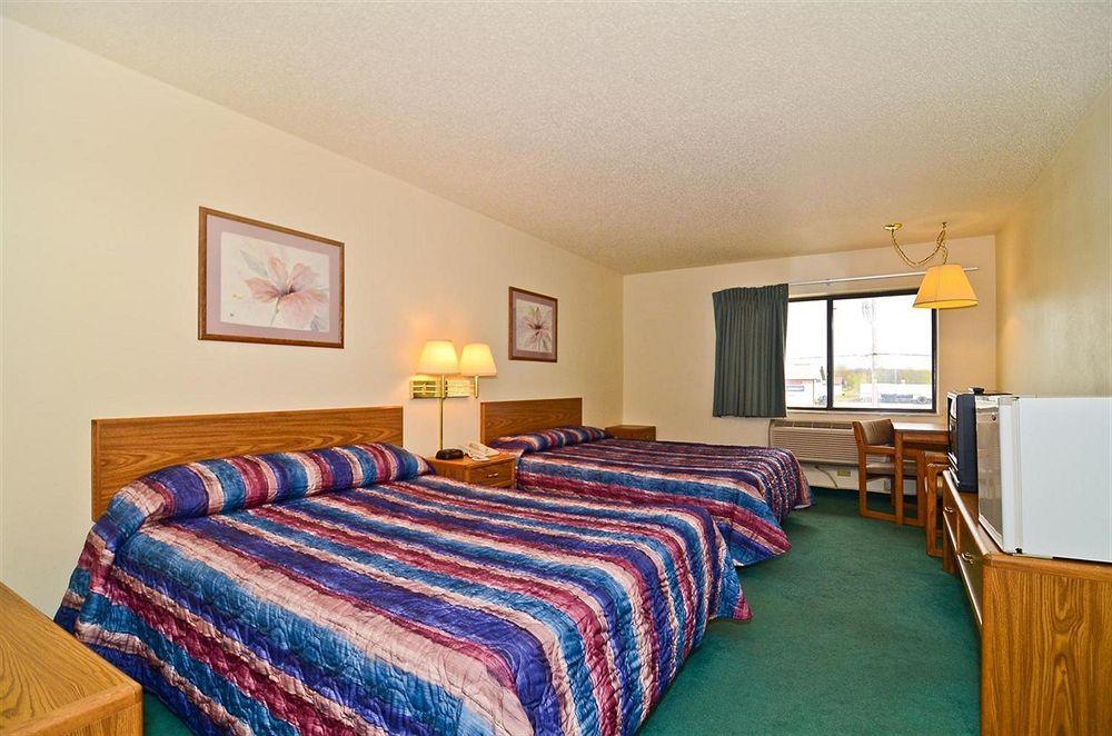Quality Inn ניו לונדון חדר תמונה